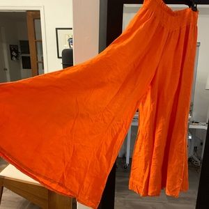 100% Italian linen flare pants